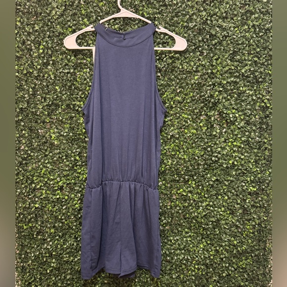 WOMEN'S KNIT SLEEVELESS ROMPER - Picture 1 of 8
